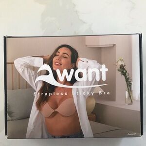 2 Strapless Sticky Bras- Nude